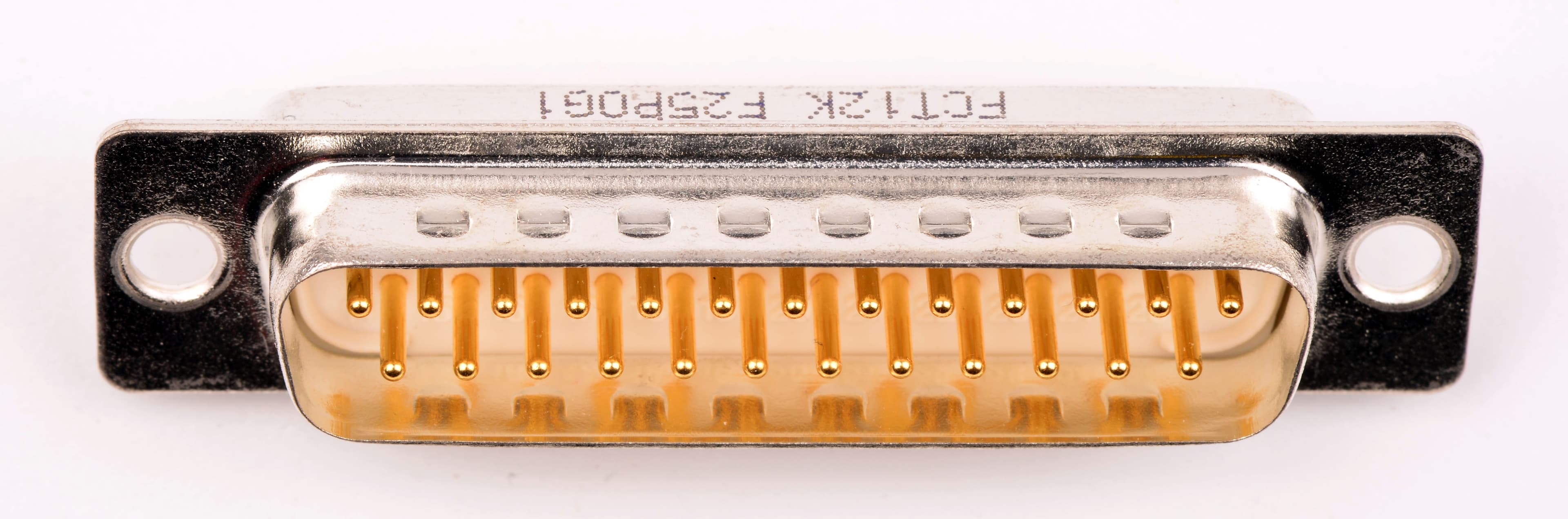 Molex / FCT F25P0G1 D-Sub-Steckverbinder