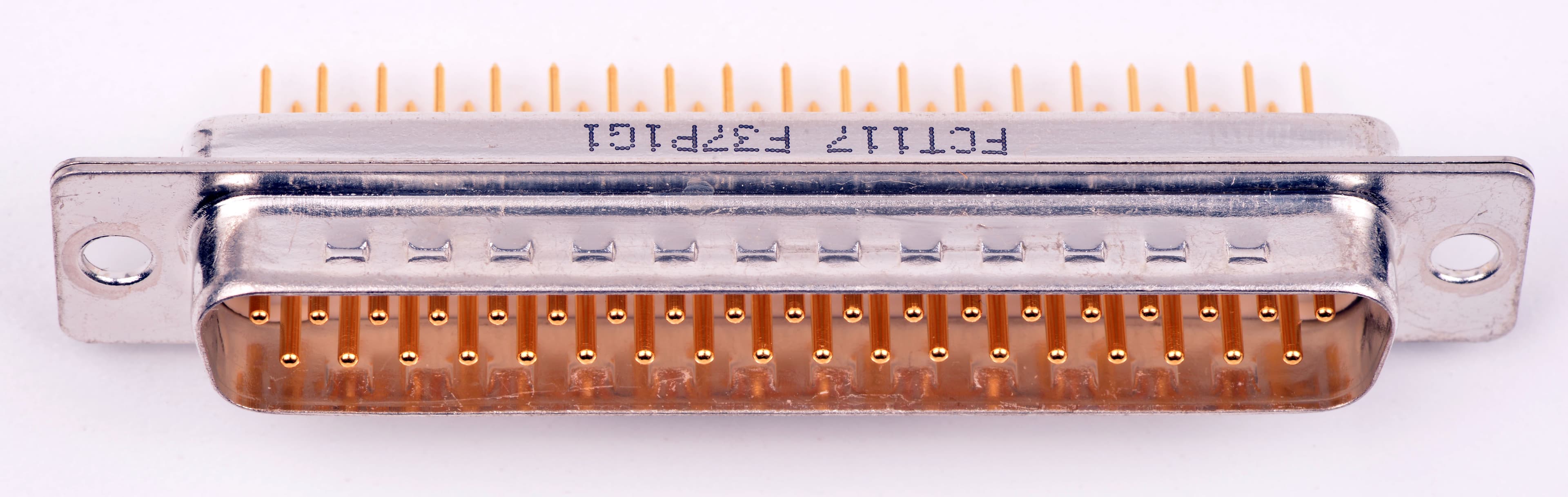 Molex / FCT F37P1G1 D-Sub