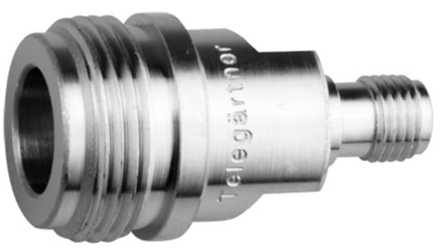 Telegärtner J01027T0017 N Female naar SMA Female precisie-adapter