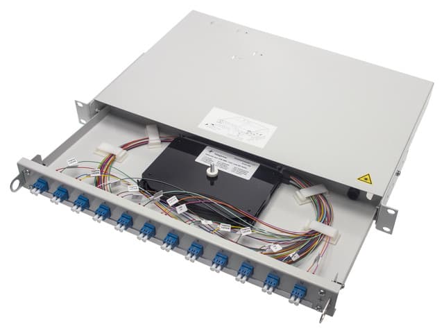 Telegaertner H02030F0507 PROFI V 19" patchpanel, 24 LC Duplex-adapters