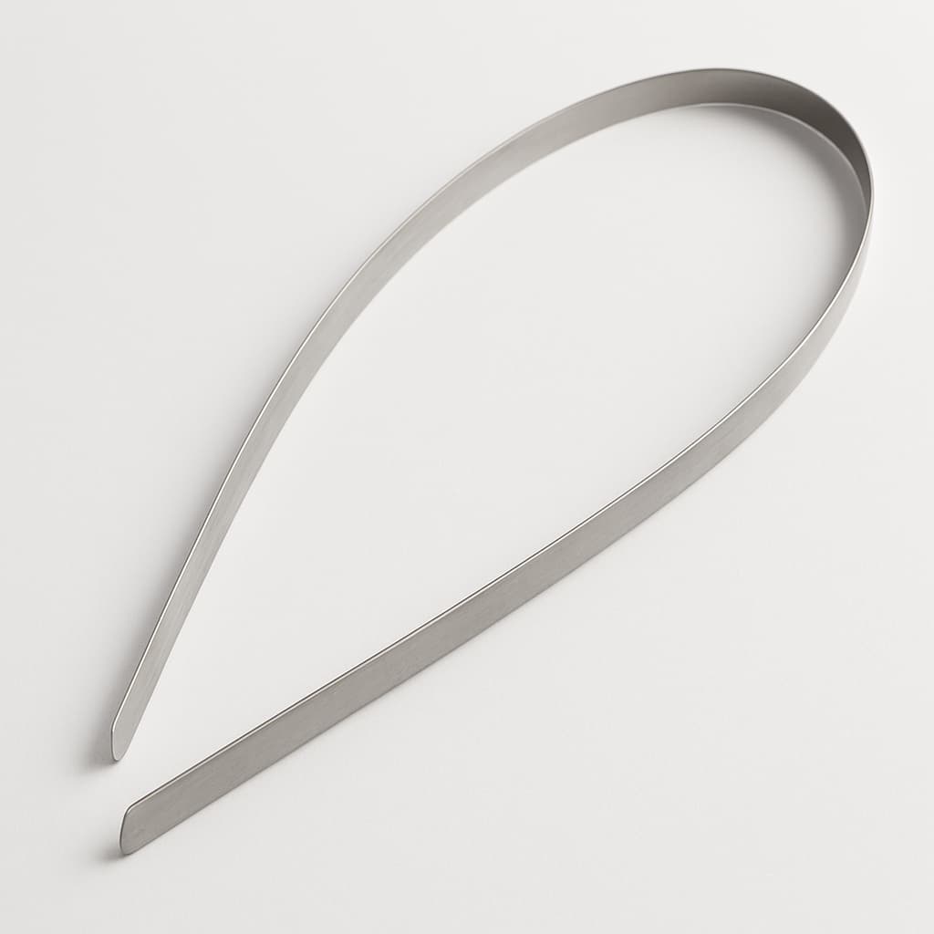 S304 Ball-Lock Stainless Steel Cable Tie 450 mm x 7.9 mm — illustrative AI-generated image